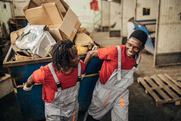 Best Commercial Cleanout Services  in Highland, CA